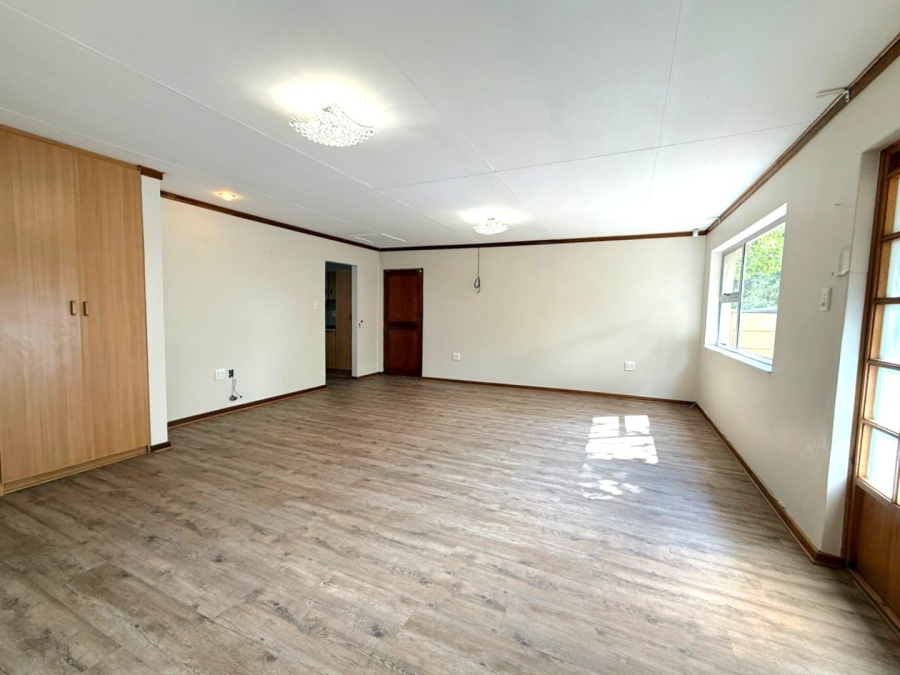 To Let 4 Bedroom Property for Rent in Dan Pienaar Free State